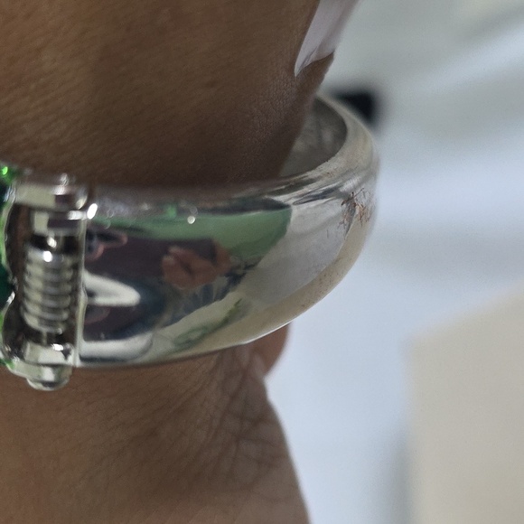 Silver Statement Bracelet Green Cubic Zirconia Frog Clamper Hinge - Picture 11 of 11